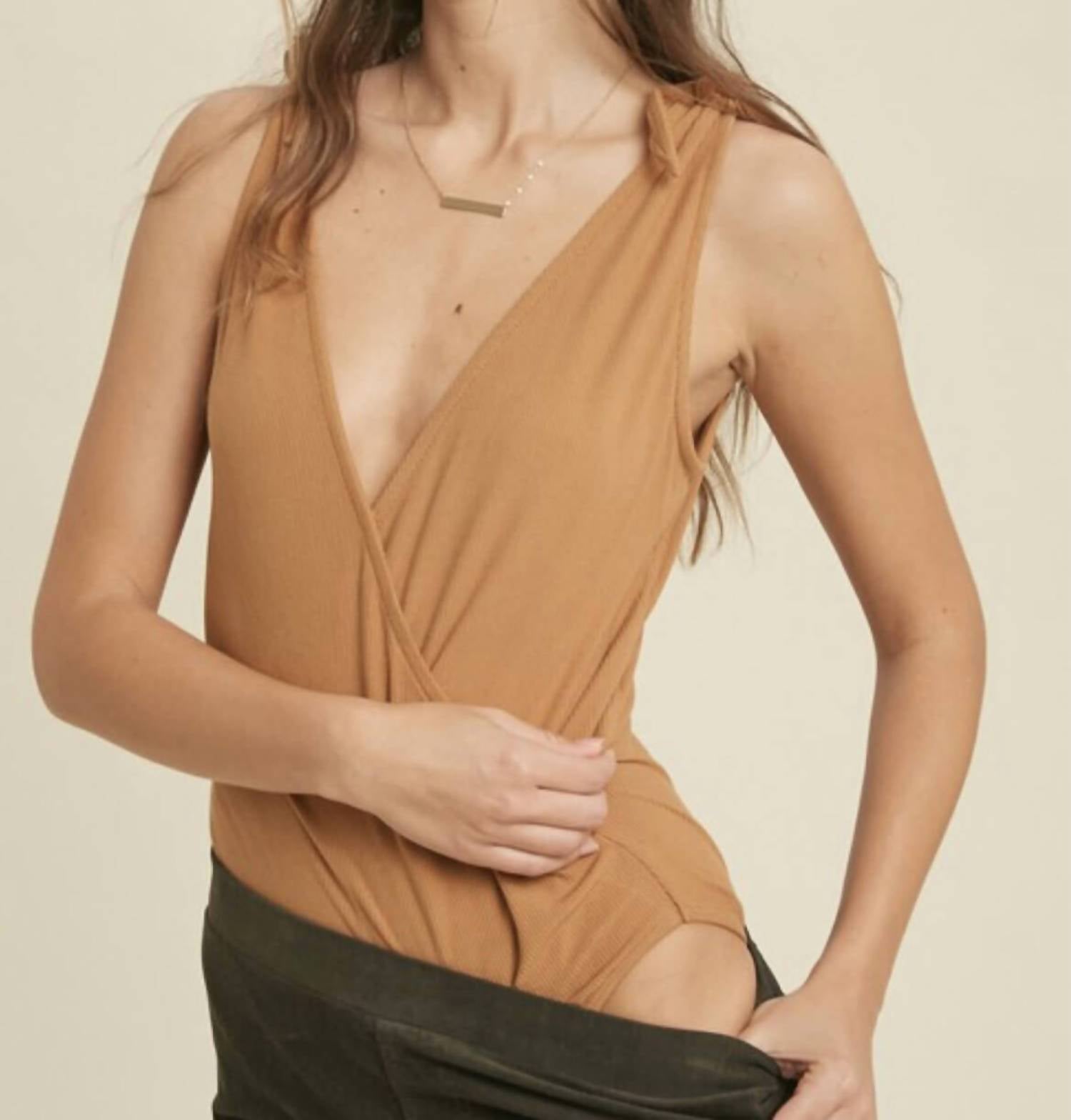 Wishlist - Anna Shoulder Tie Bodysuit