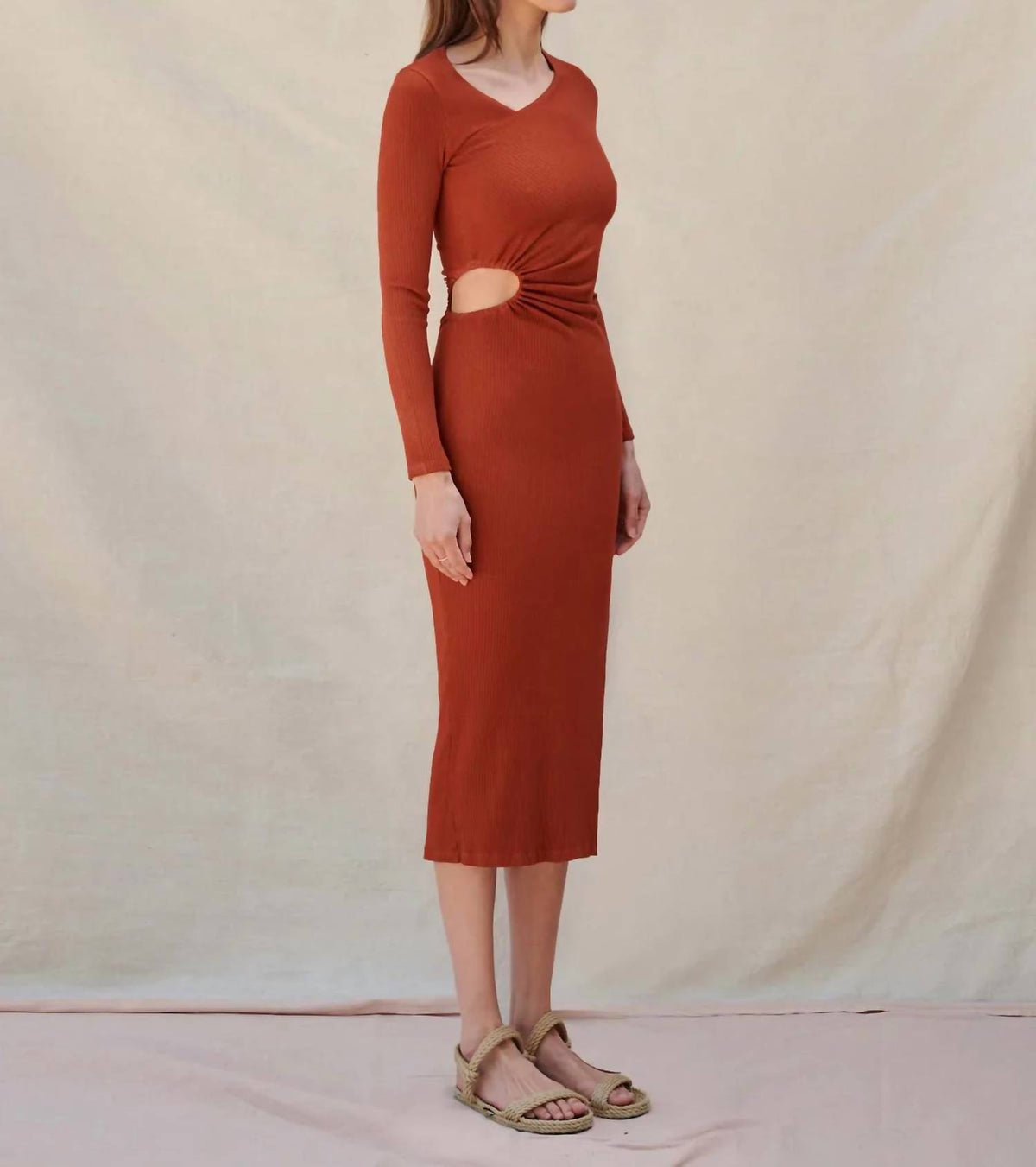 Sundry - Long Sleeve Shirred Side Cutout Dress