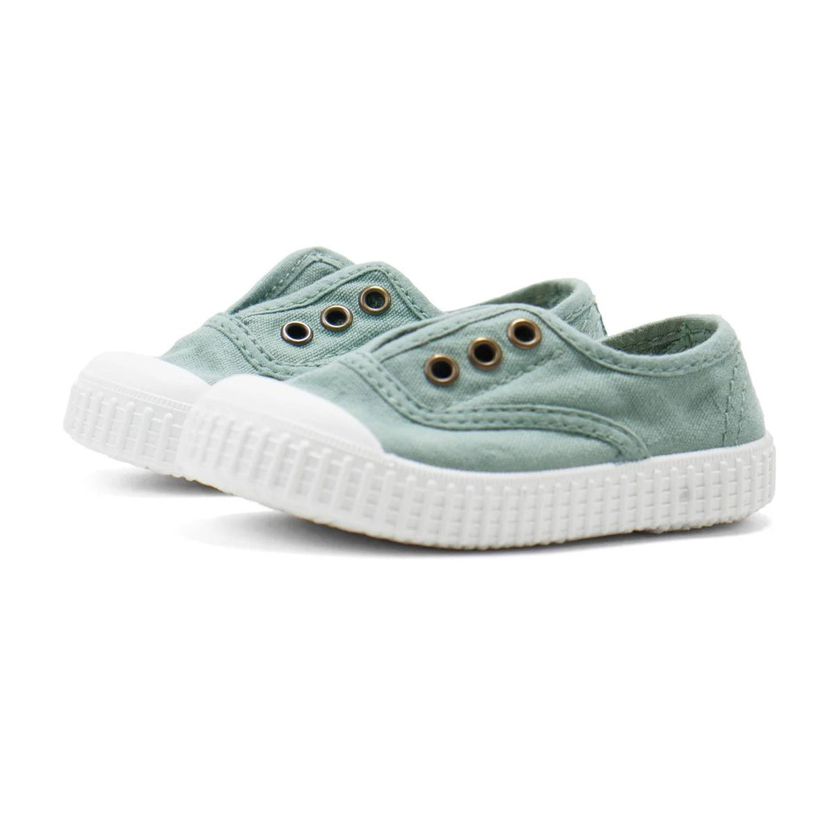 Victoria - Kids' 1915 Inglesa Slip-on Canvas Shoes