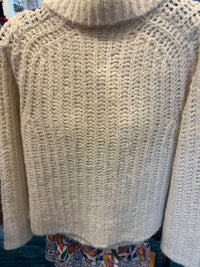 Design History - Double pocket sweater cardigan
