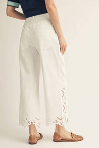 Jodifl - Eyelet Hem Cropped Pants