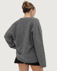 Rumored - Hunter V-neck Sweater
