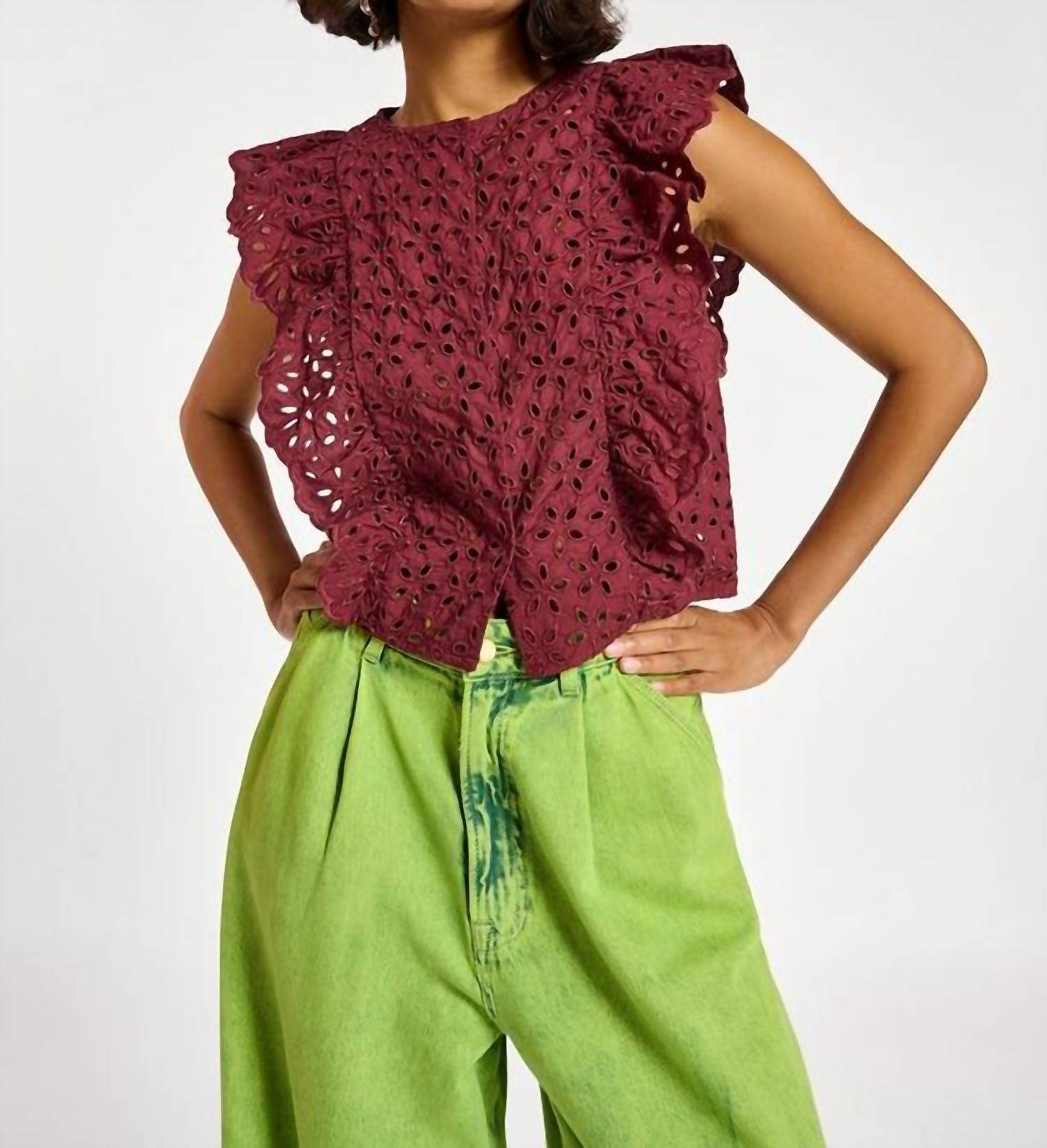 Essential Antwerp - Damana Crew Neck Top