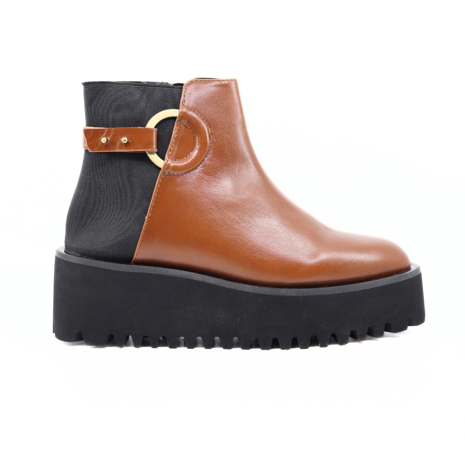 All Black - Women's Easy Fit Platform Ankle Boot