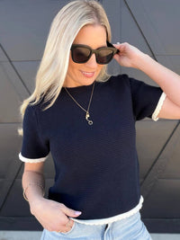 Eesome - Contrast Scallop Trim Knit Top