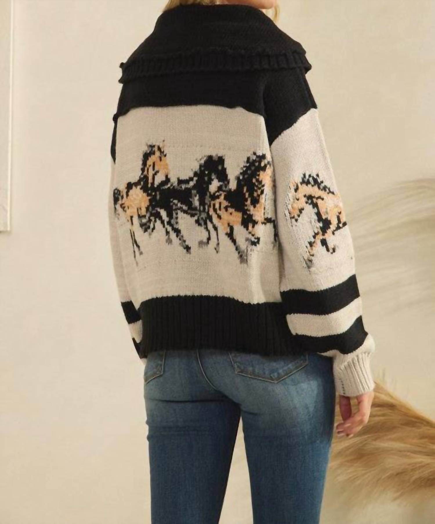 Veveret - Annie Print Sweater