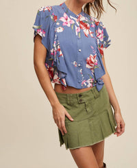 Listicle - Floral Flutter Sleeve Blouse