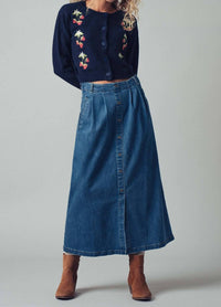 Urban Daizy - Katy Strawberry Knit Cardigan