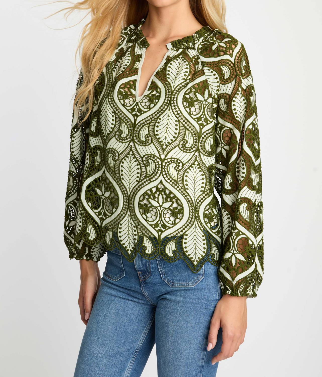 Caballero - Miki Scalloped Hem Top