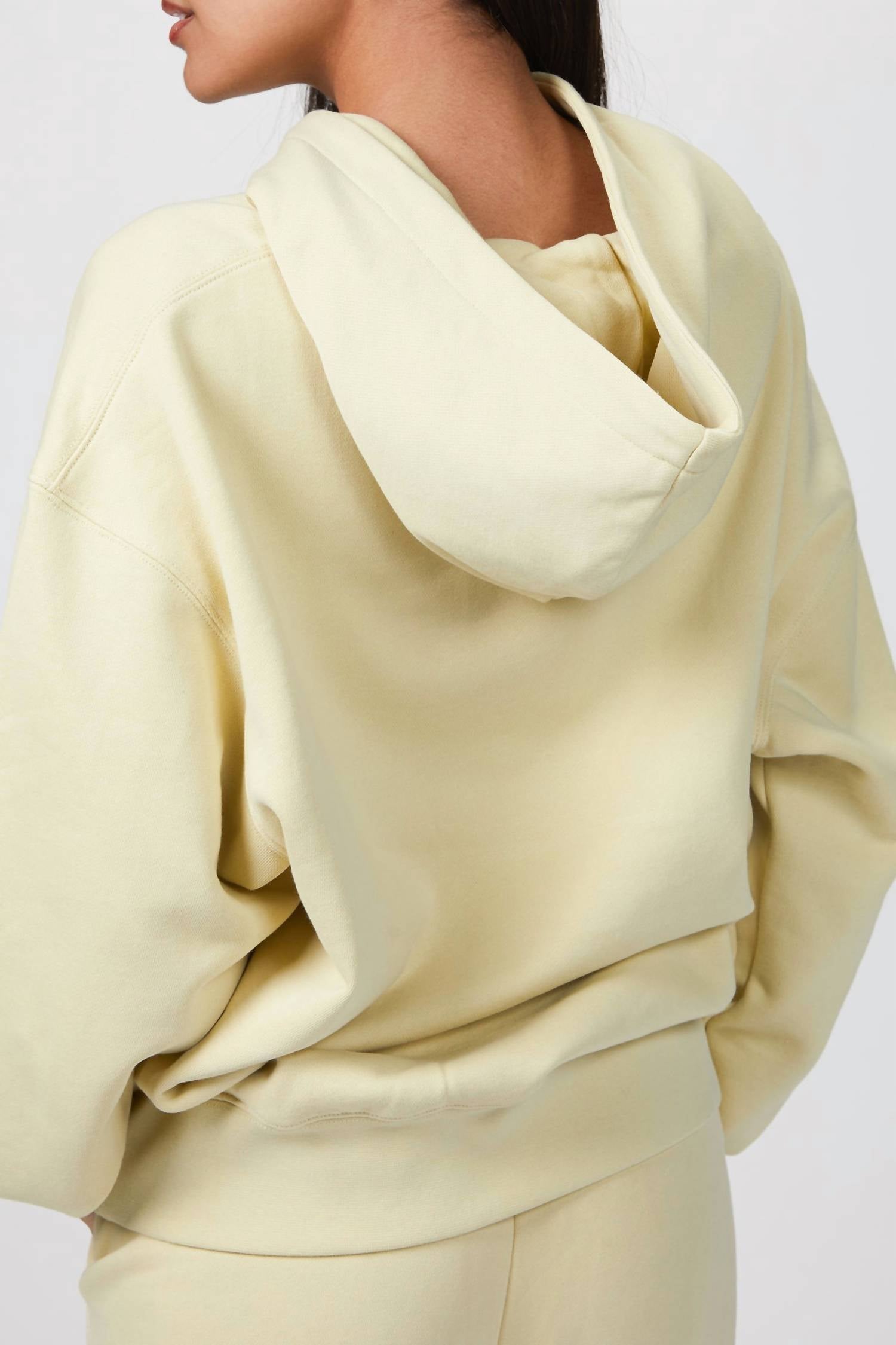 OVERSIZED HOODIE