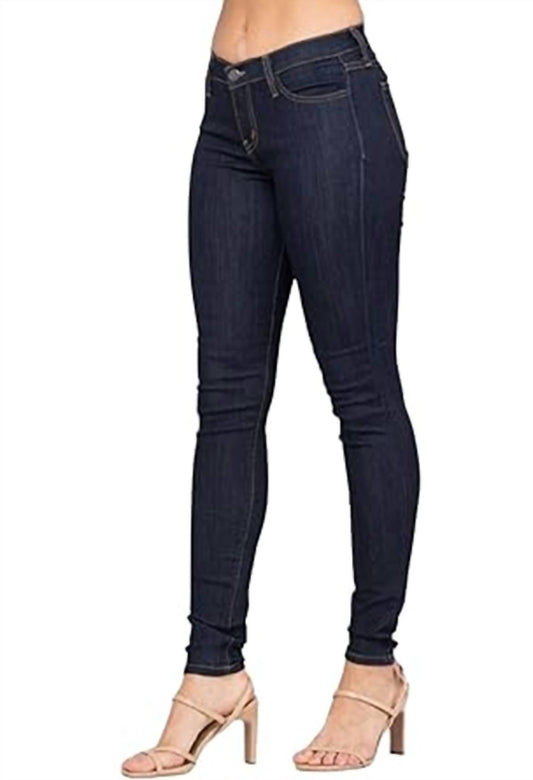 Judy Blue - Mid Rise Everyday Essential Jeans
