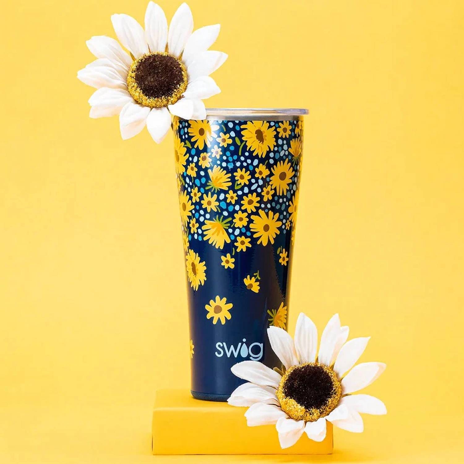 Swig Life - Lazy Daisy Tumbler - 32oz