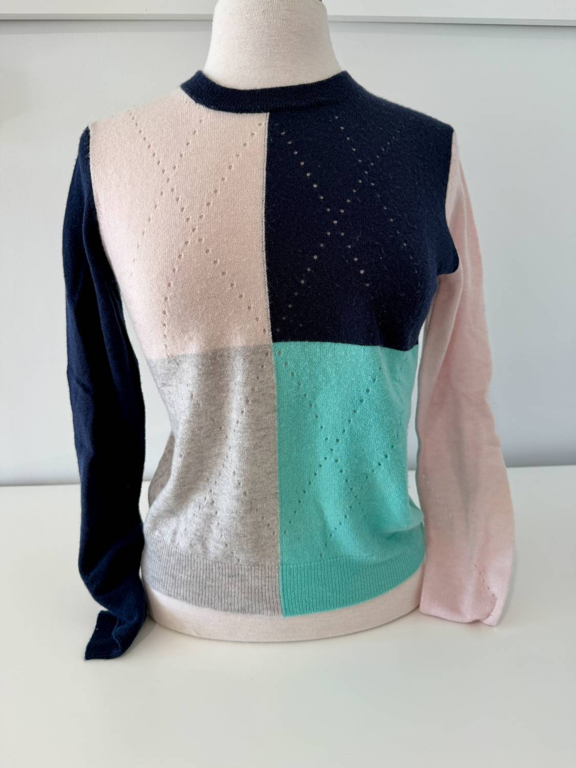 Autumn Cashmere Women's Colorblock Argyle Cashmere Sweater in navy multi - women's sweater