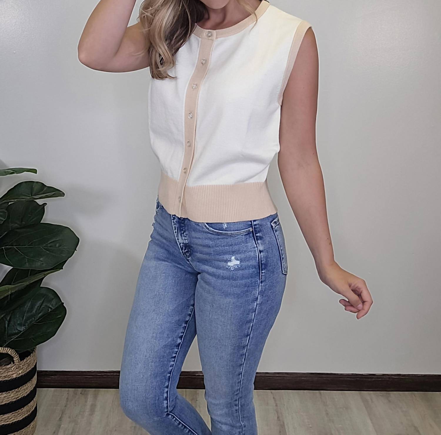 GILLI Bella Top in multi - women's t-shirt - view 5