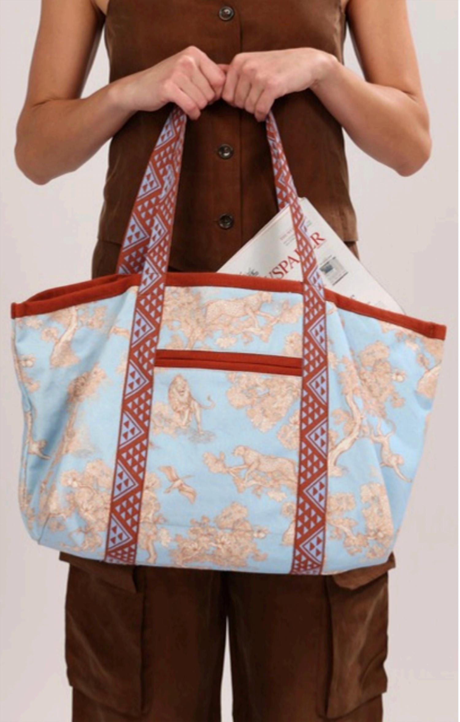 Las Sureñas - Women's African Leopard Custom Tote Bag