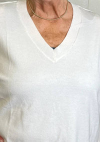 Ee:Some - Simply Soft V-Neck Sweater