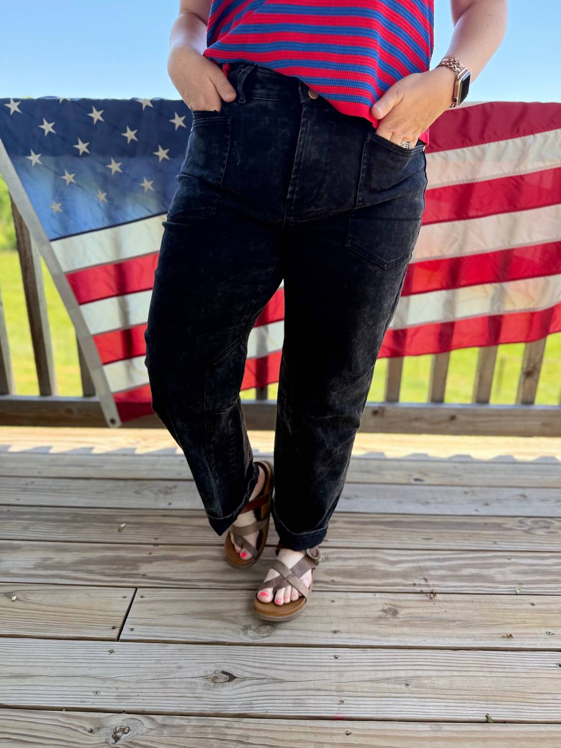 Ee:Some - Seamed Barrel Jeans