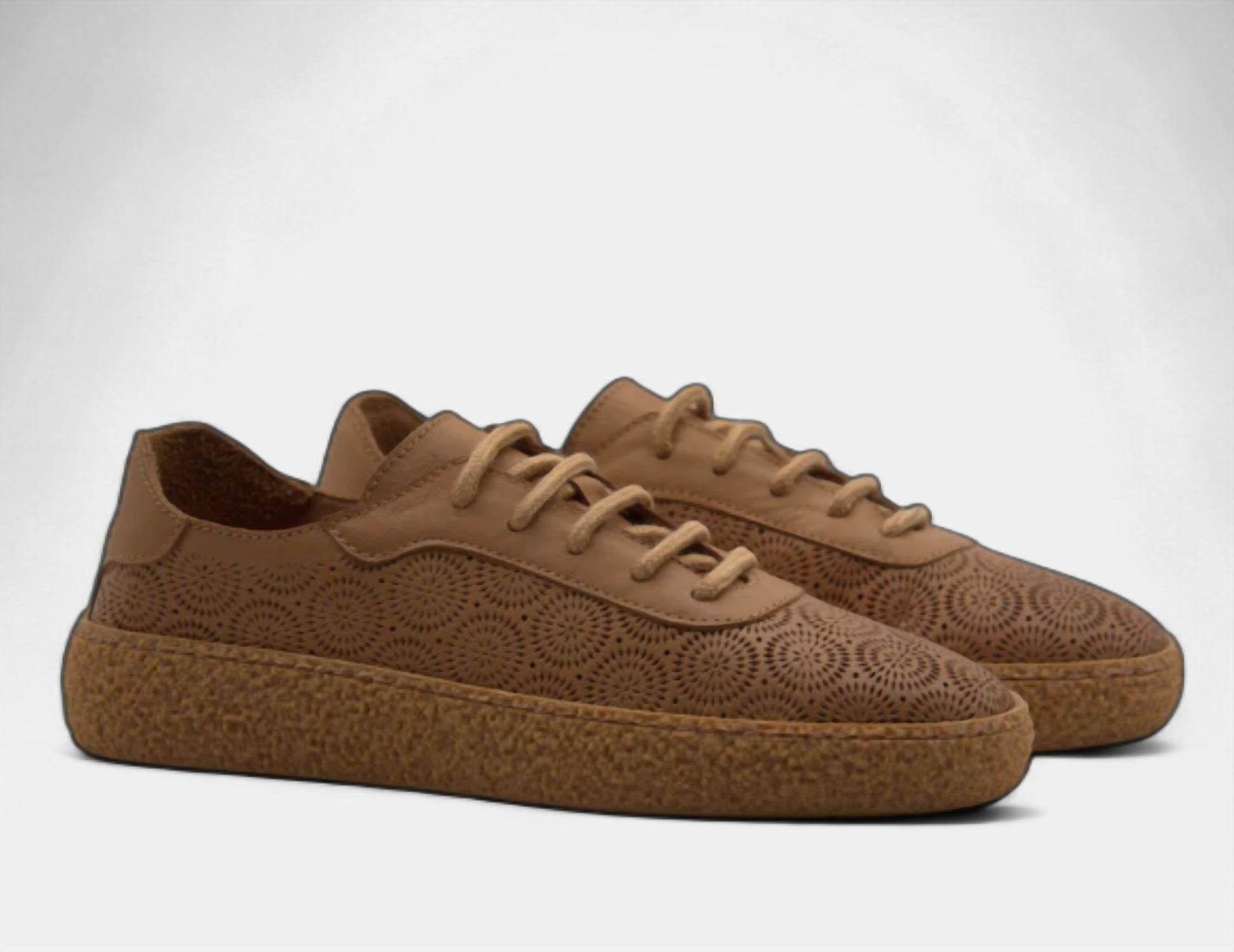 Lusso Beni - Women's Colette Sneaker