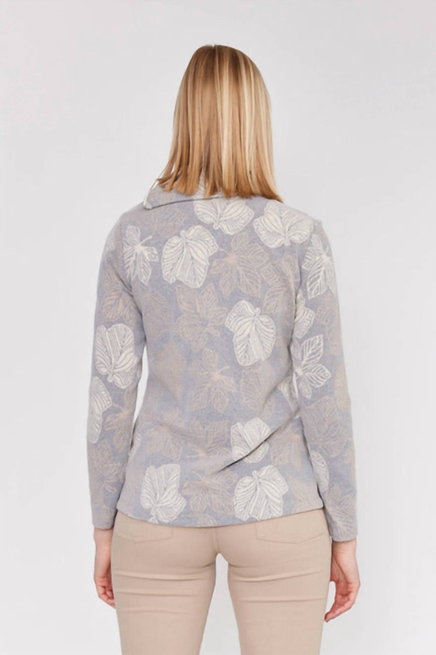Dolcezza - Leaf Print Long Sleeve Knit Pullover