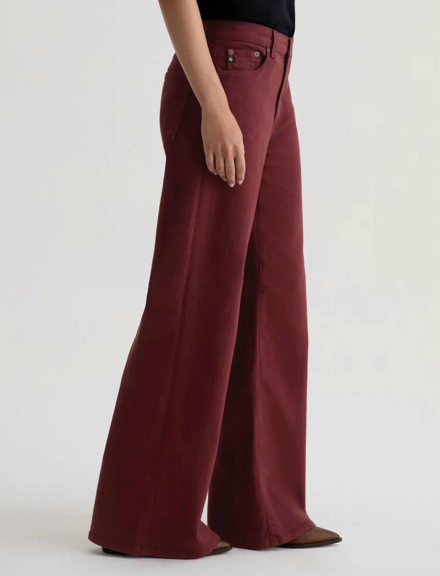 Ag Jeans - Saige Mid Rise Wide Leg Jeans