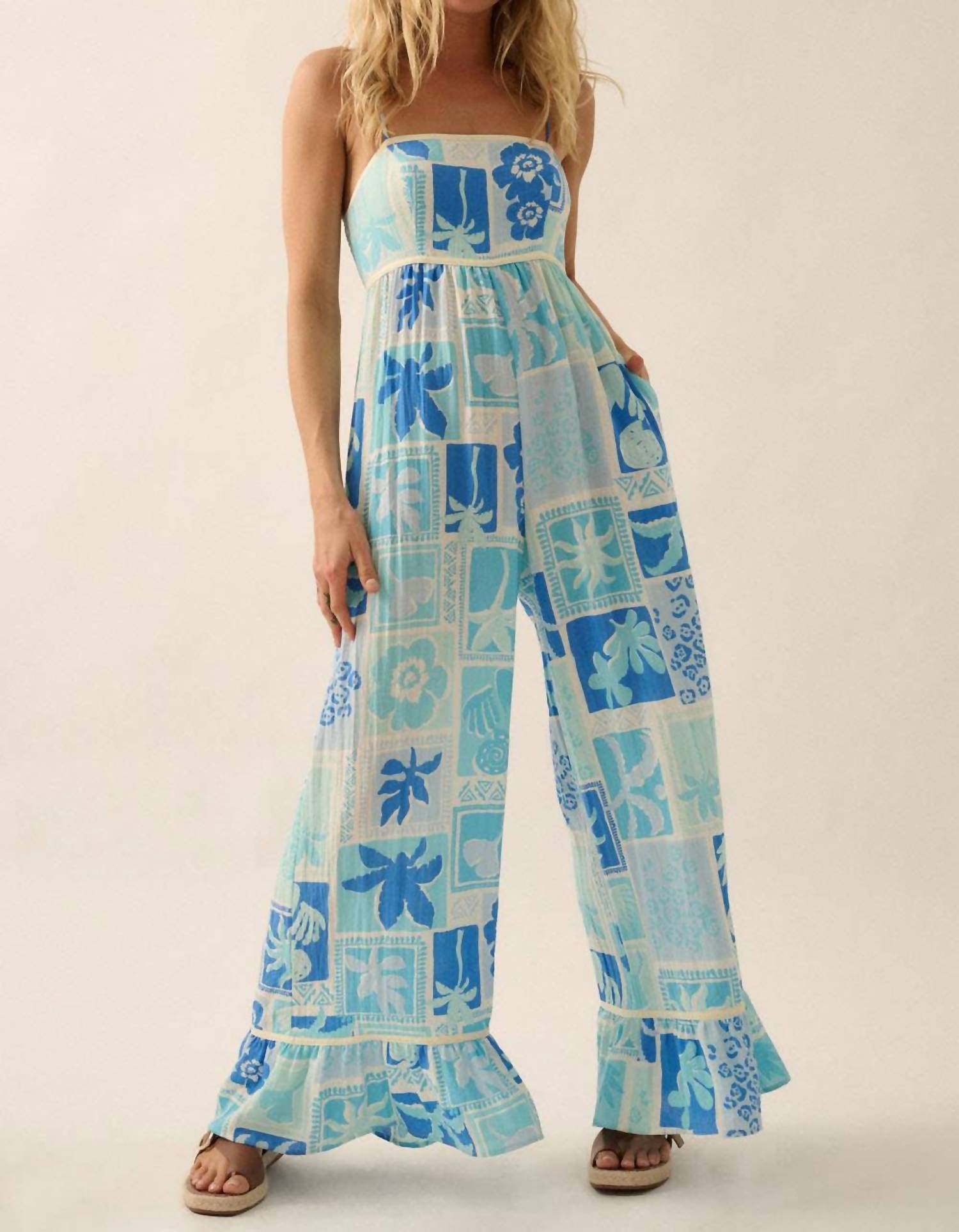Promesa - Tropical Floral Ruffled Wide-Leg Cami Jumpsuit