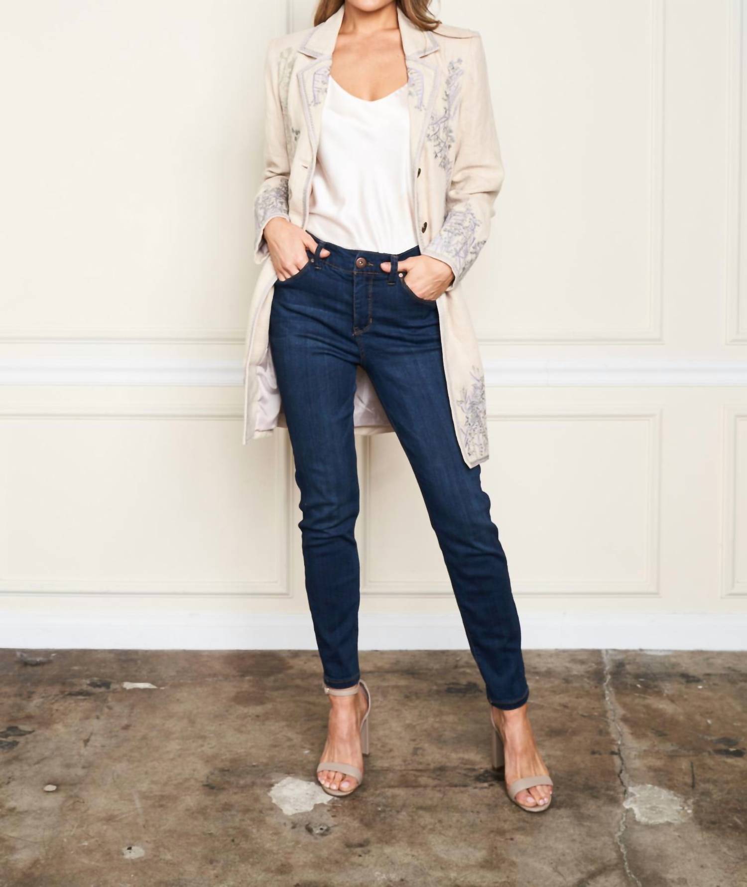 PAPARAZZI Linen Blend Jacket with Tonal Embroidery in oatmeal - women's jacket - view 9