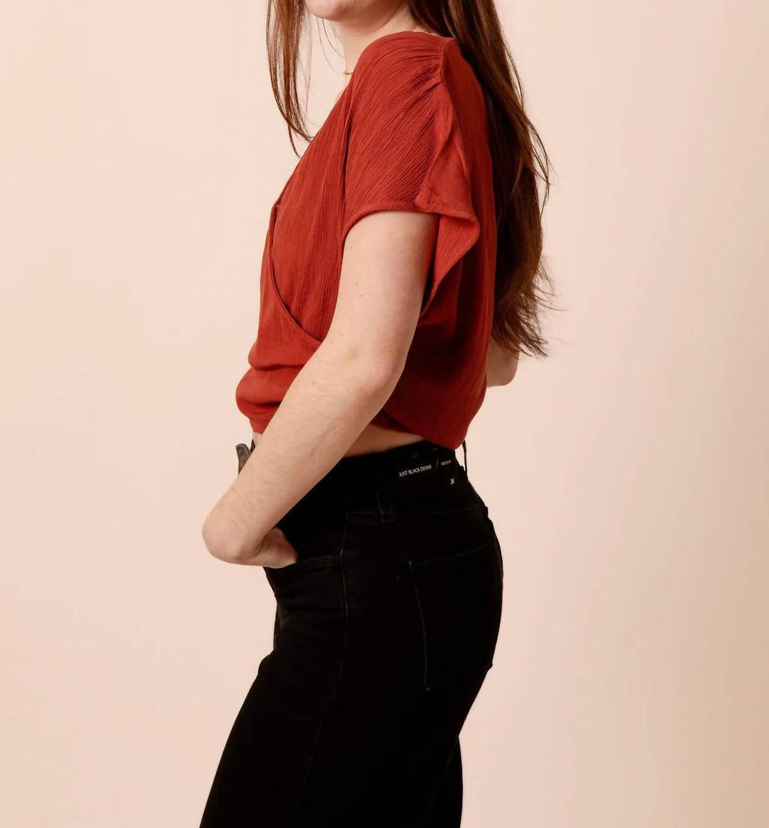 Elan - Brooks V-neck Top