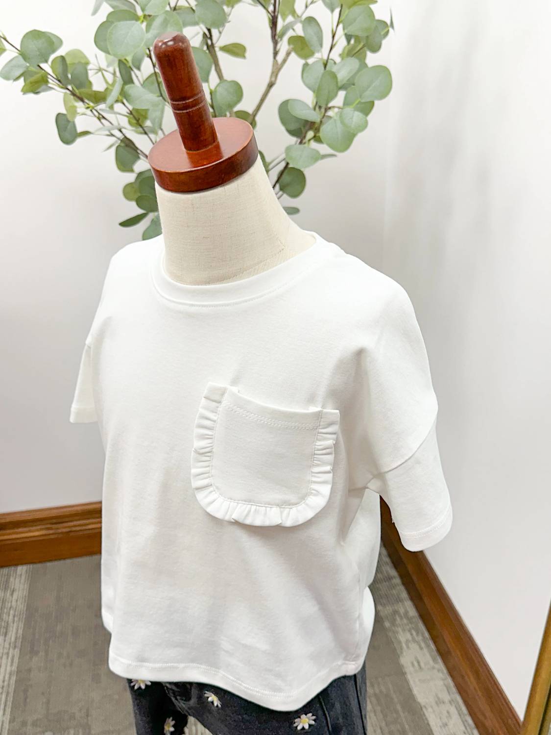 Hayden La - Ruffle Pocket T Shirt