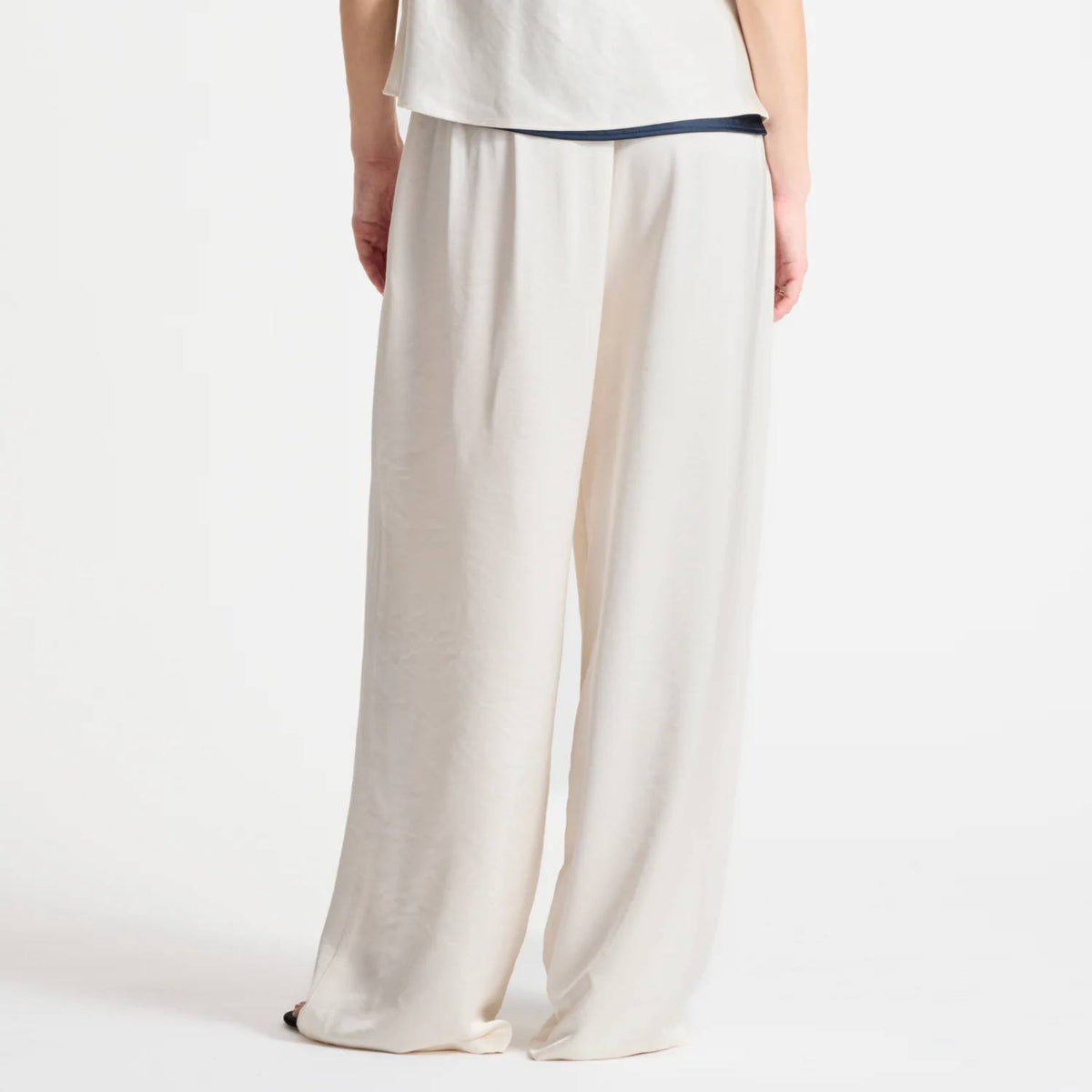 Saint Art - Paige Pull-on Relaxed Pants
