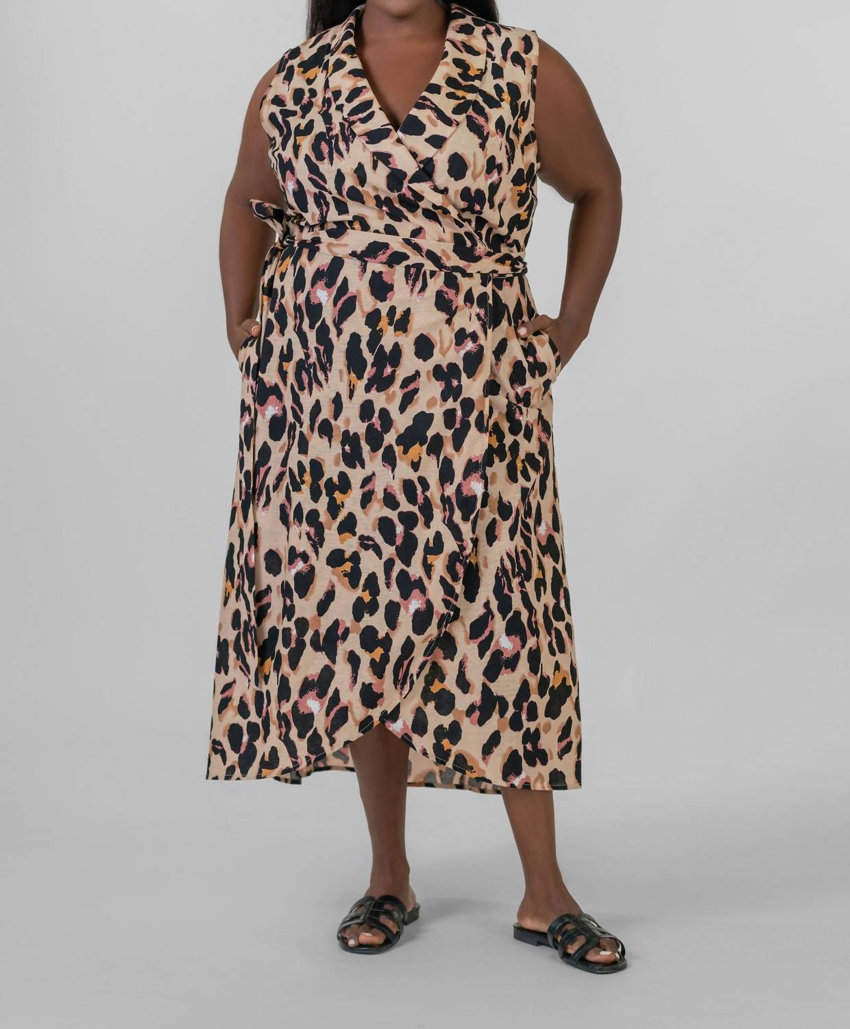 Never Fully Dressed - Cotton Linen Leopard Brooklyn Maxi Dress - Plus