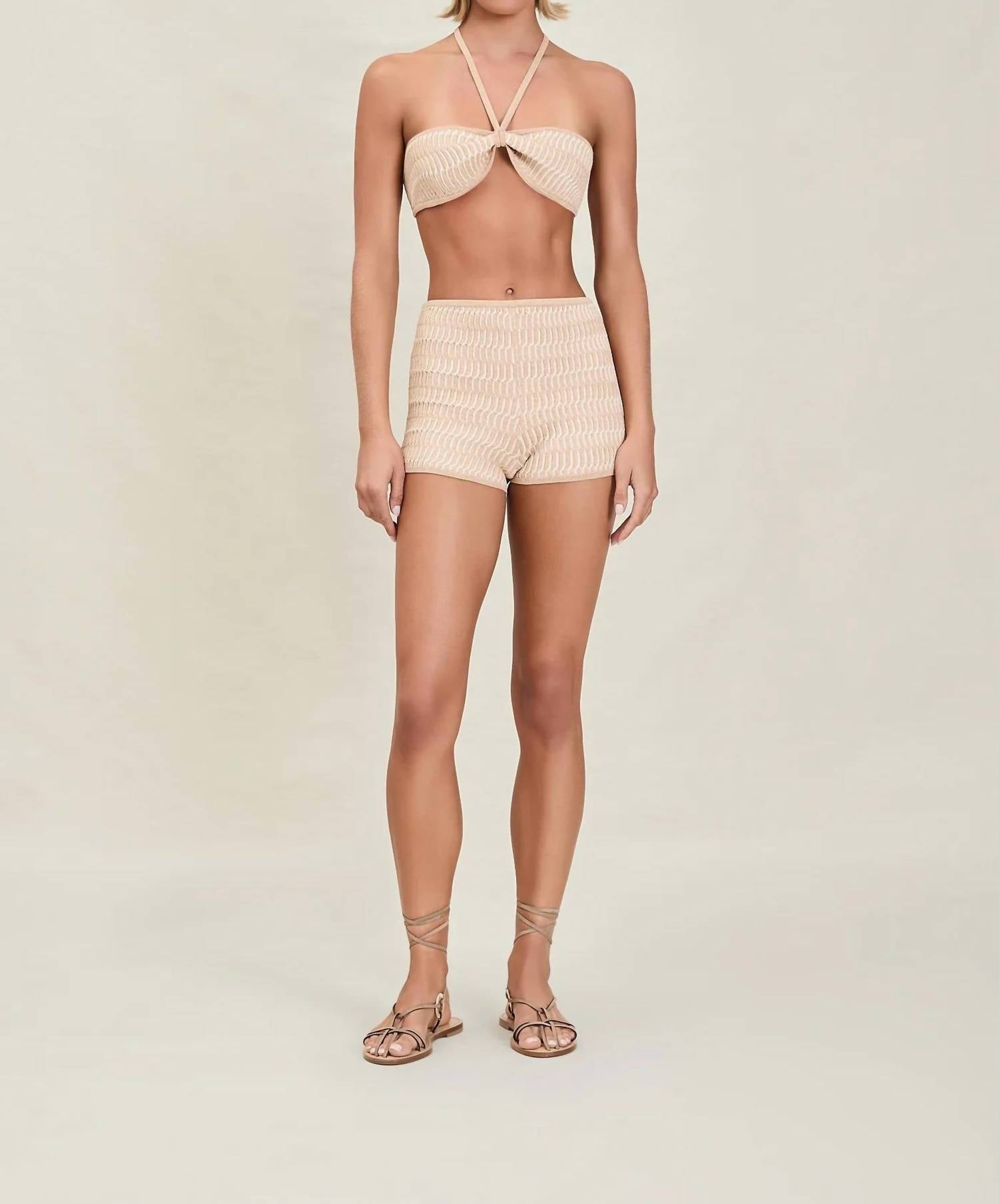 Devon Windsor - Grazia Short