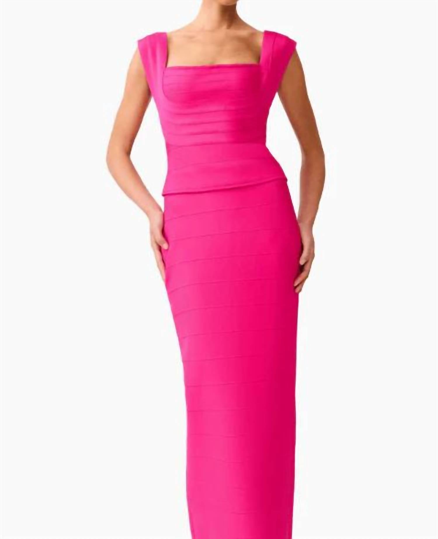 Elliatt - Naomi Fitted Top And Skirt Set