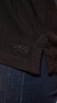 On This Day - Crinkle Cotton Relaxed V-neck Top