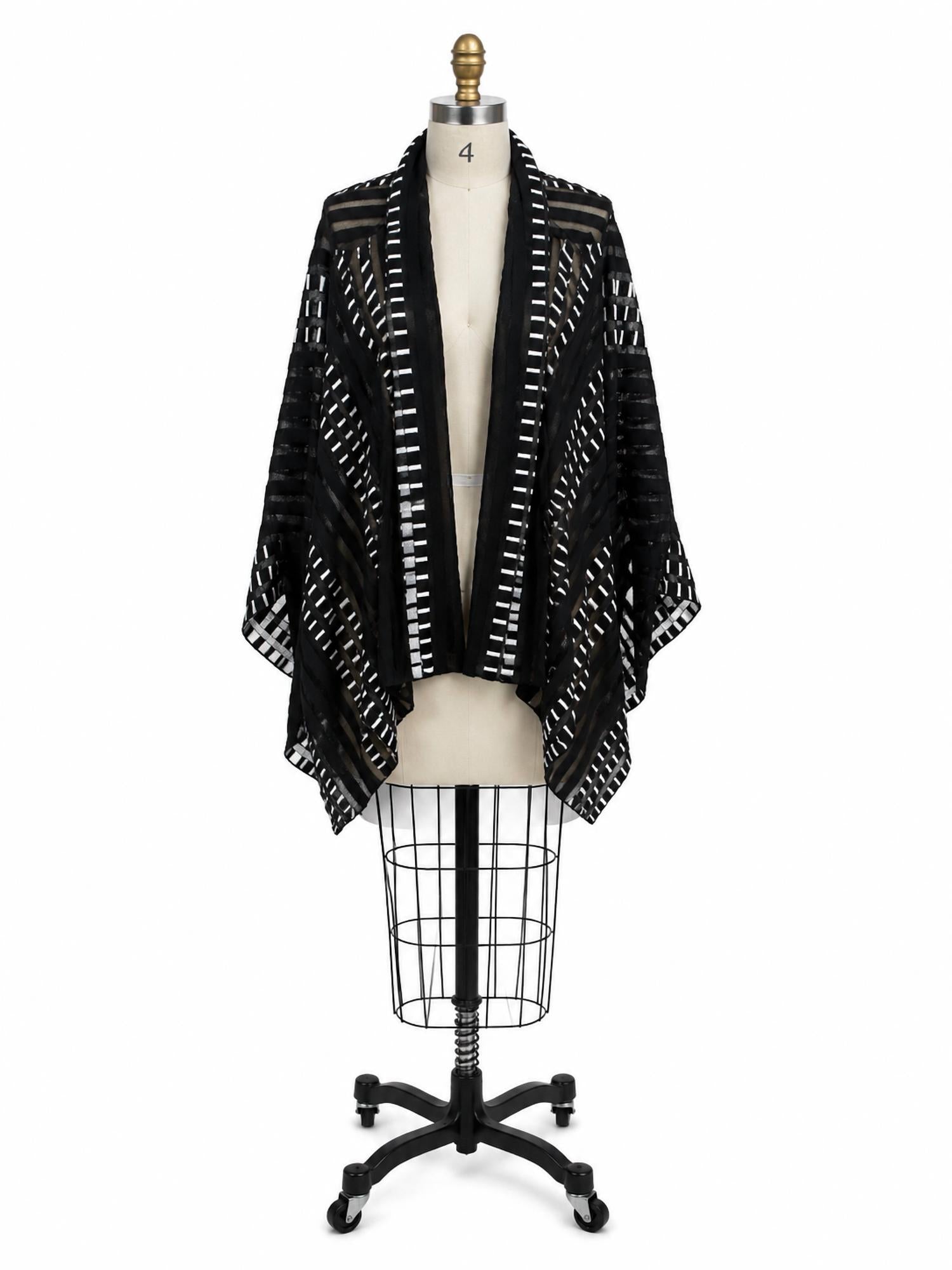 Pier Antonio Gaspari - Pull Asymmetric Jacquard Wrap