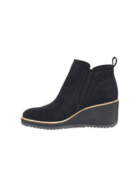 Sofft - Women's Emeree Suede Wedge Boots