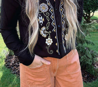 Roper - Women's Embroidered Floral Long Sleeve Top