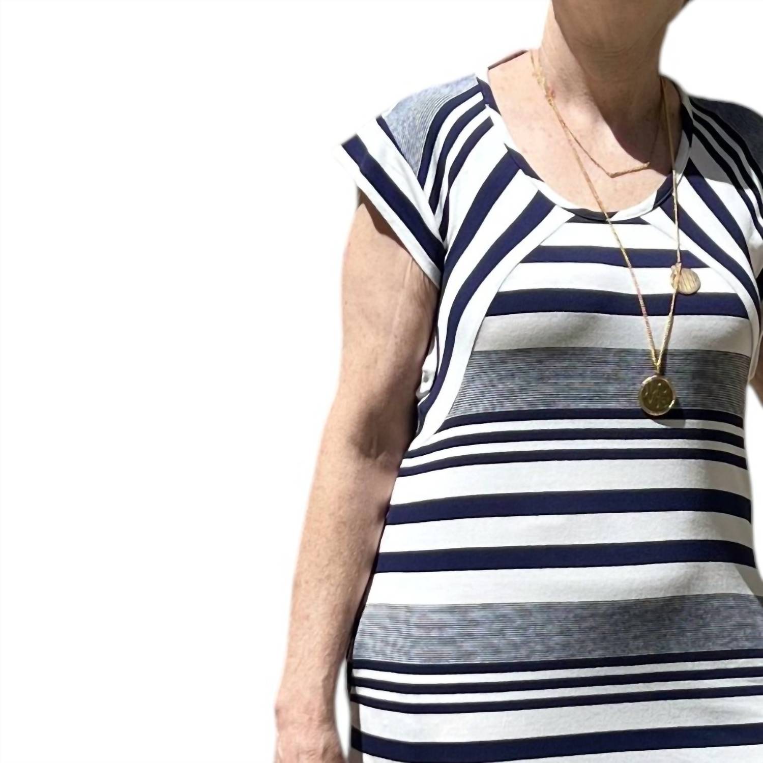 Guitare - Short Sleeve Round Neck Dress