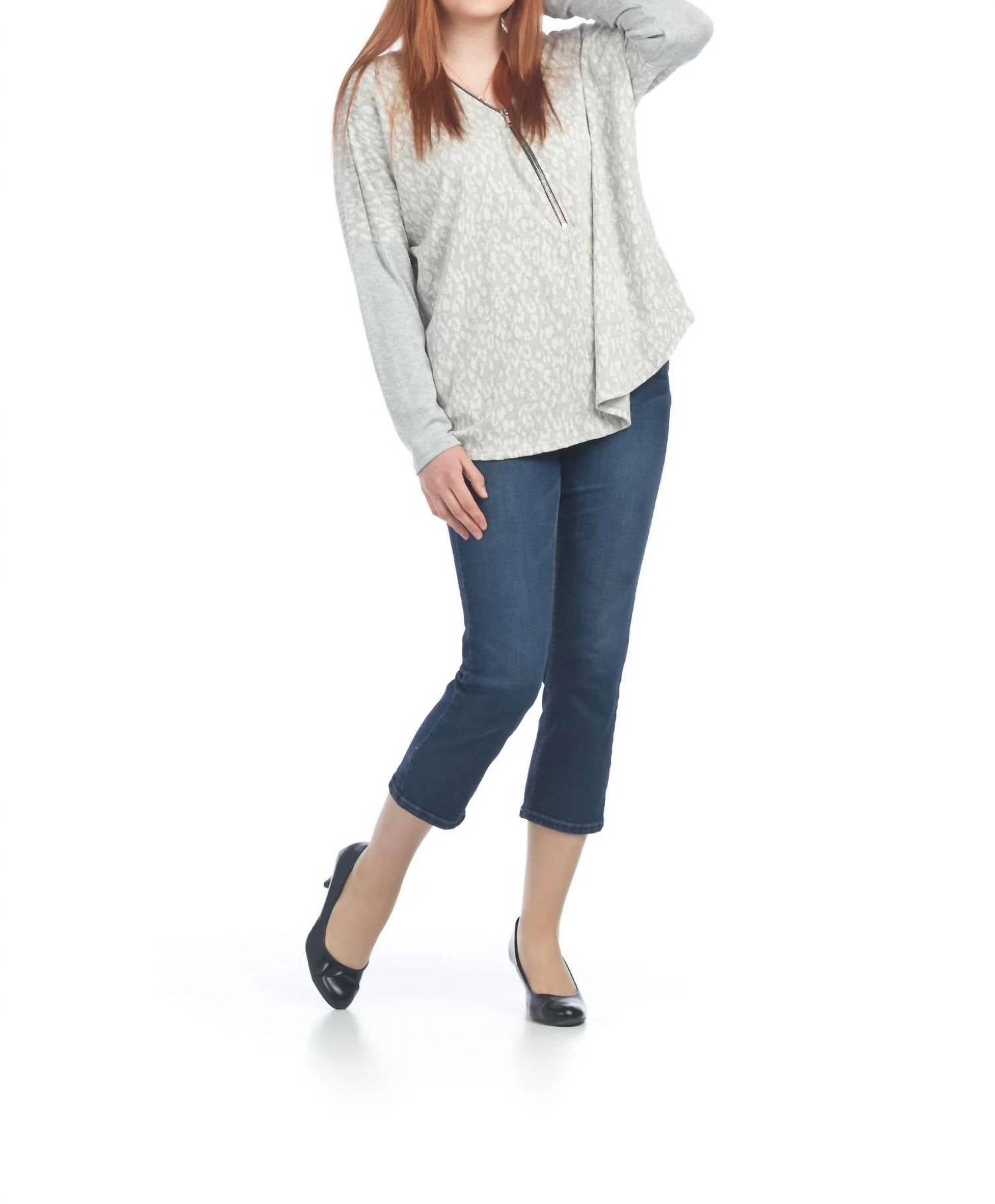 Papillon - Leopard Print Top With Zip