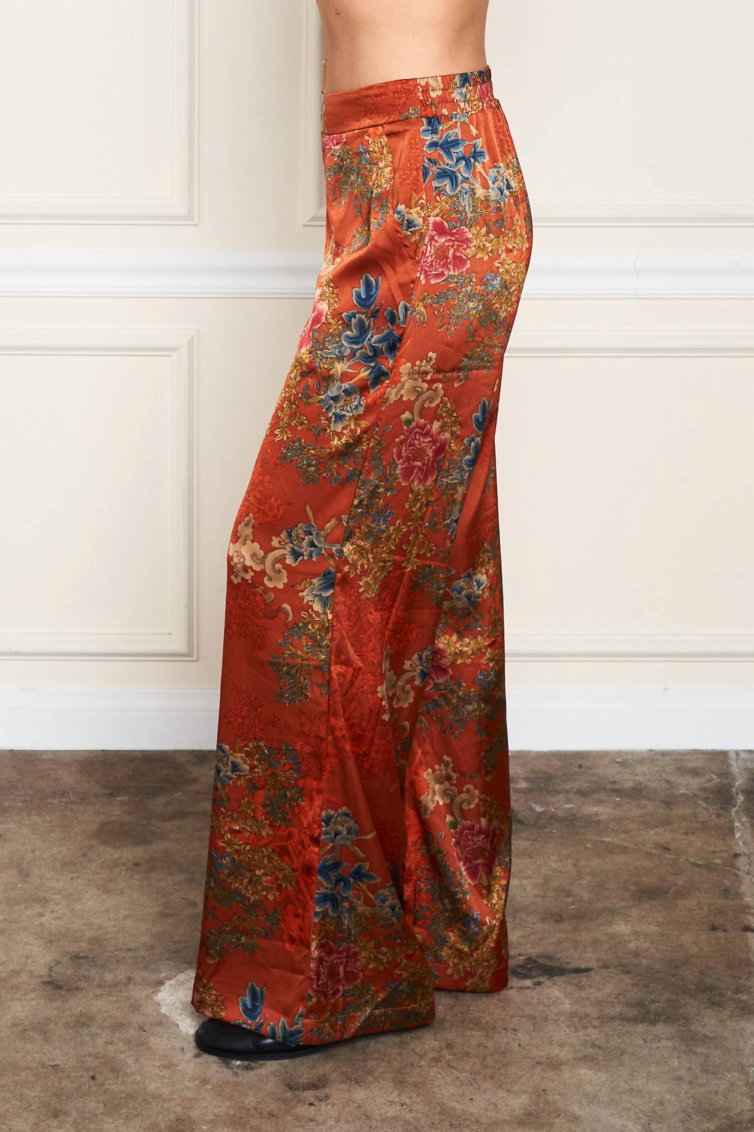 Paparazzi - Satin Print Palazzo Pant