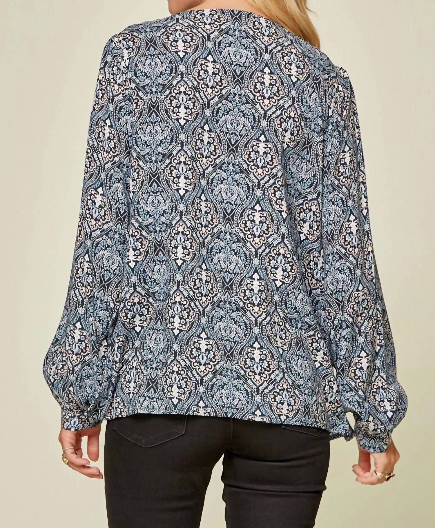 Andree By Unit - Floral Embroidered Blouse