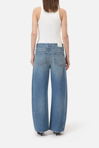 Closed - Tori-X Jean