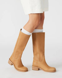 STEVE MADDEN Women's Riggs Boot in banana leather - women's shoe - view 6