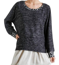 Umgee - Leopard Print Trimmed Top
