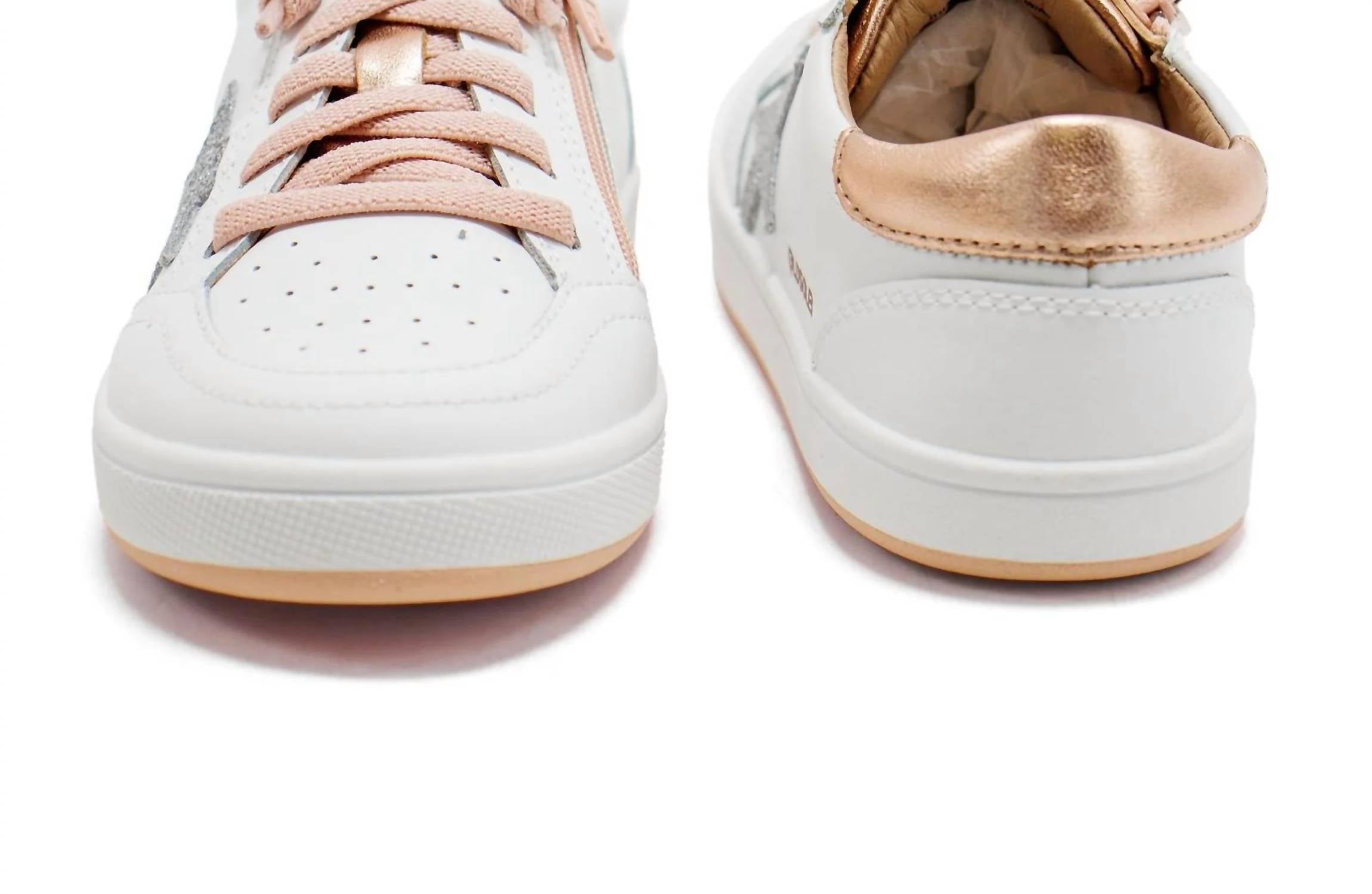 Oldsoles - Girl's Platinum Runner Low Top Sneaker