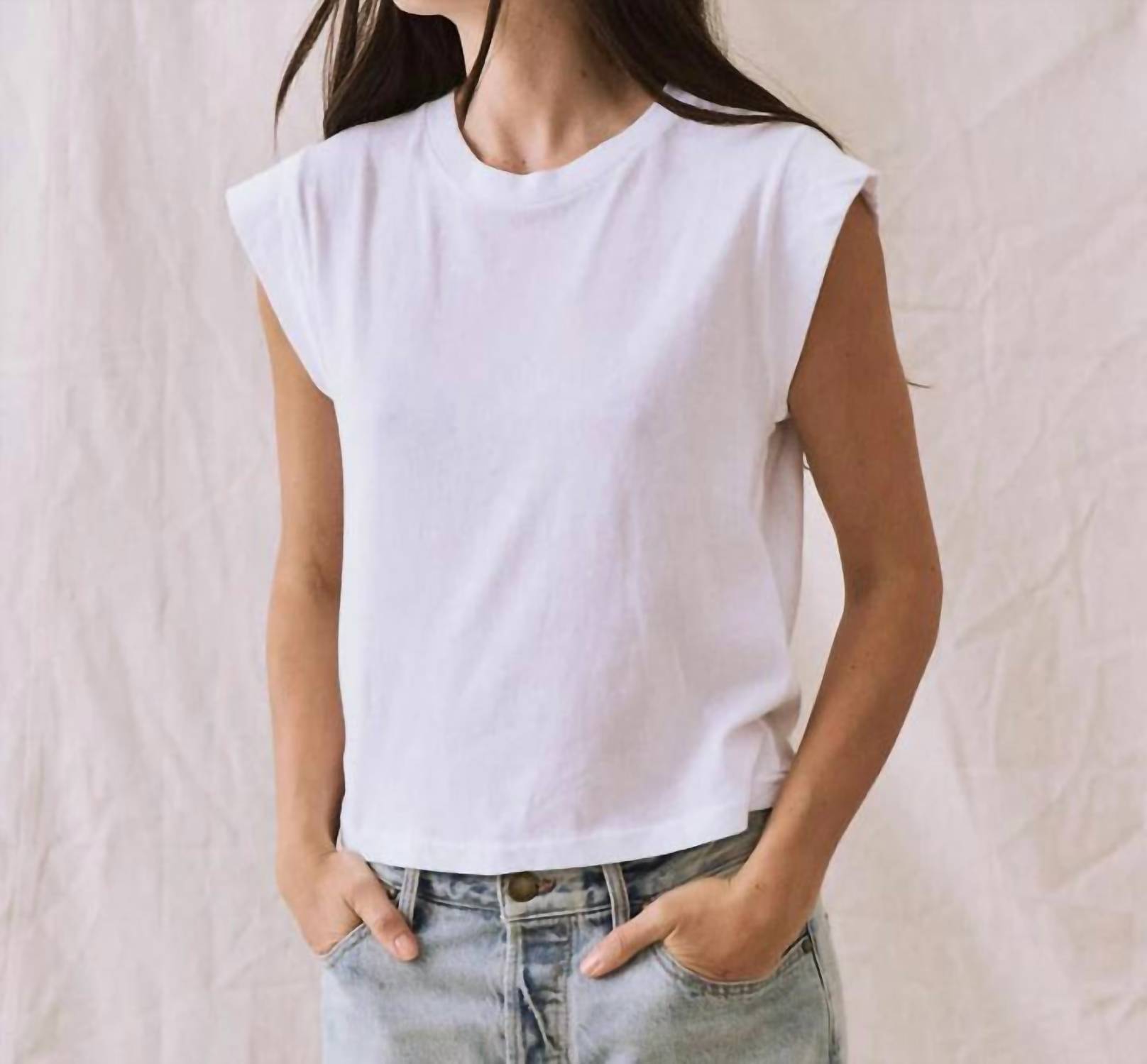 The Great. - Women's The Peak Shoulder Tee