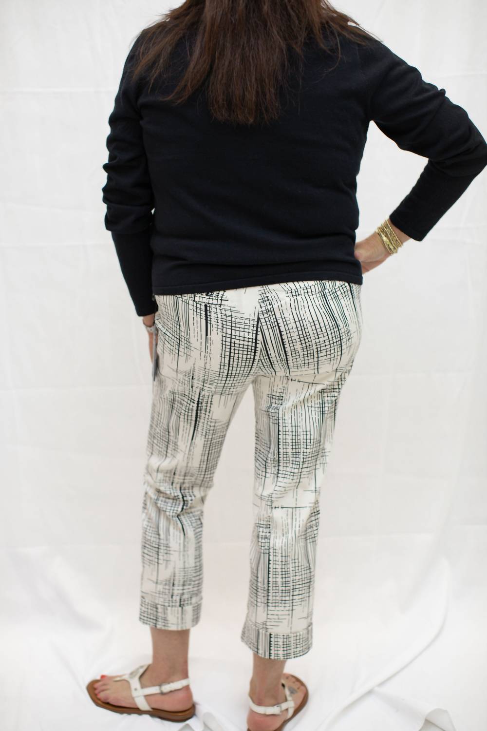 Charlie B - Women's Pull On Cropped Cuffed Pants