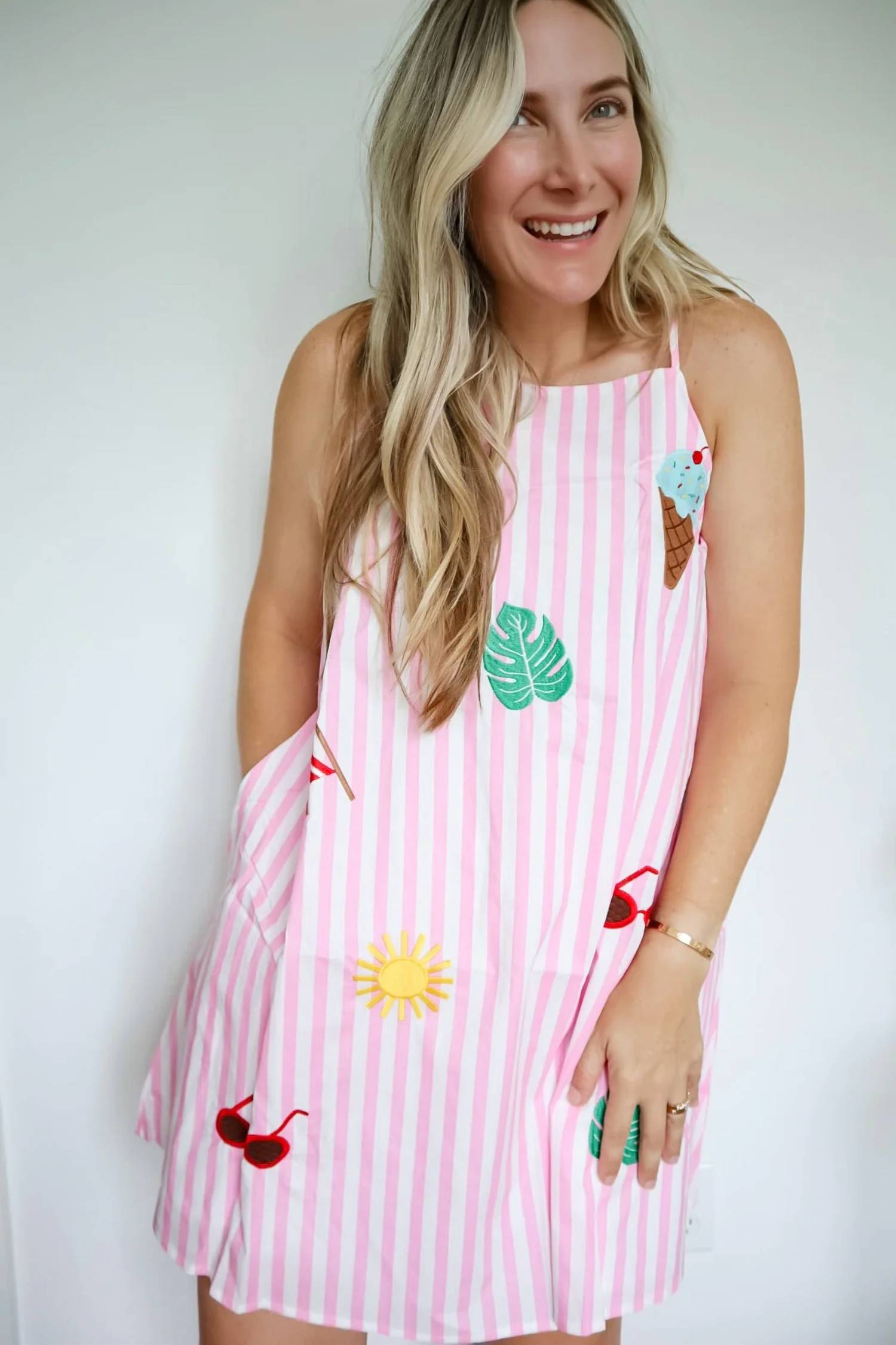 Anniewear - Camille Summer Vibes Embroidery Patch Dress