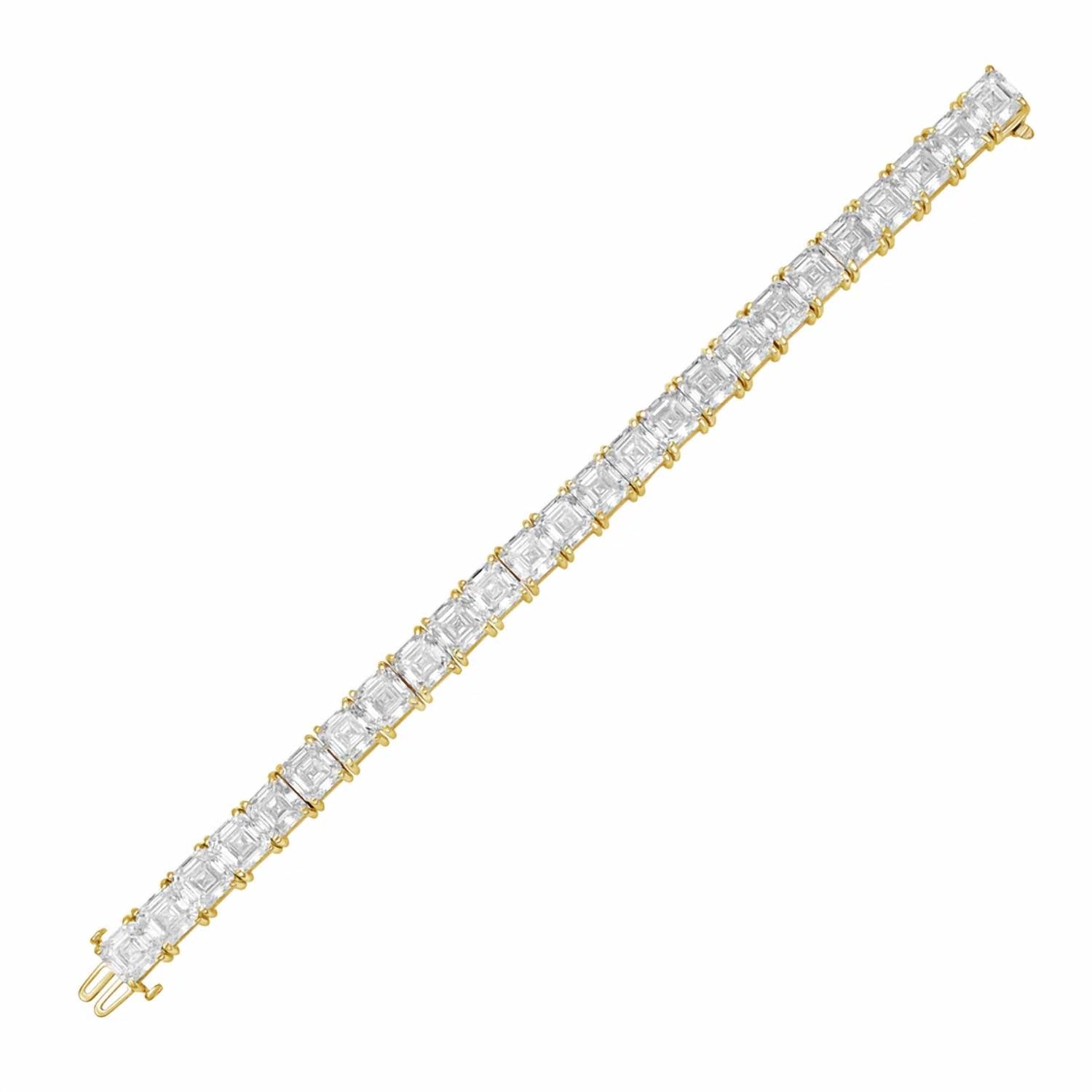 Diana M Jewels - Women's Asscher Lab-Grown Diamond Bracelet (35.00 Ct) - Signature