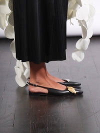 A.W.A.K.E. Mode - Women's Amanda Kiss Flats