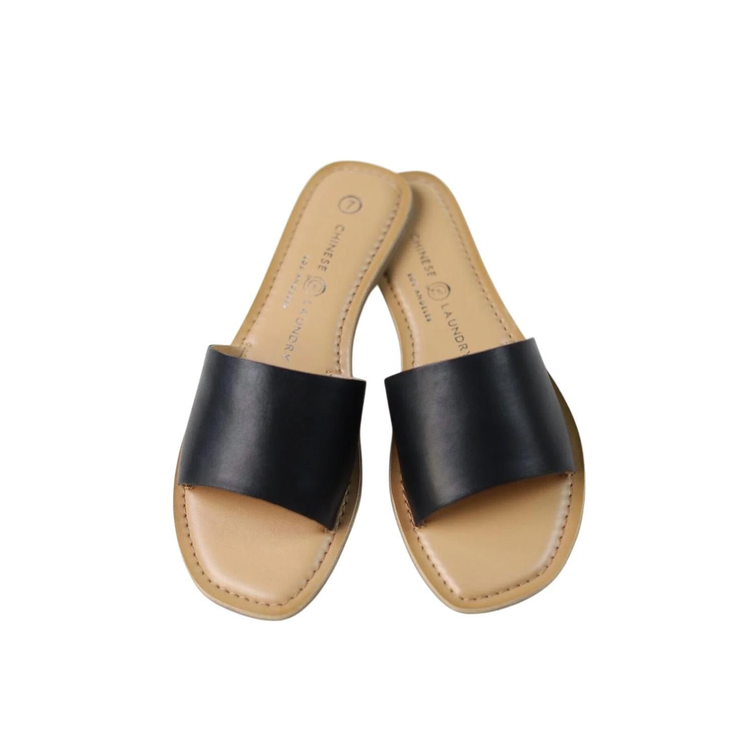 Chinese Laundry - Women's Regina Smooth Sandal